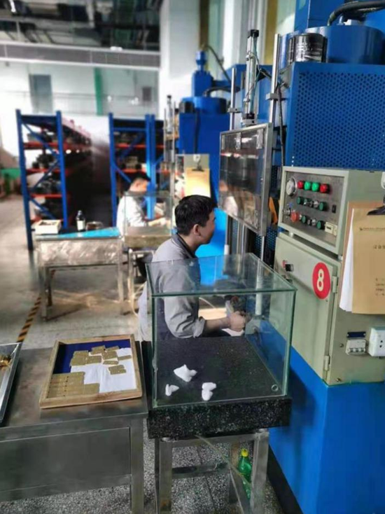 说明: C:\Users\yjy\AppData\Local\Temp\WeChat Files\a37c24a138c28862557afee1e69e9e5.png